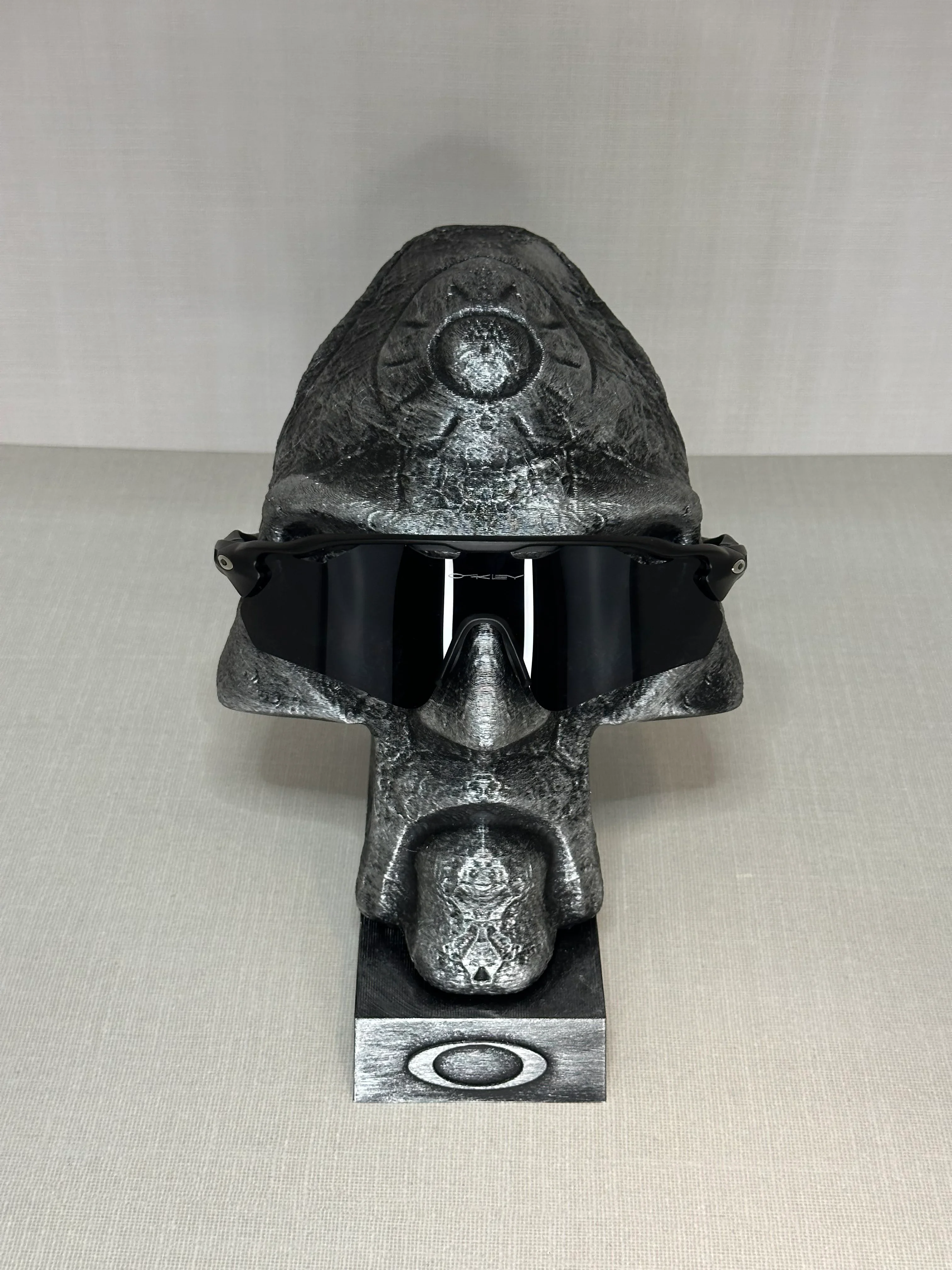 Miniatura Black